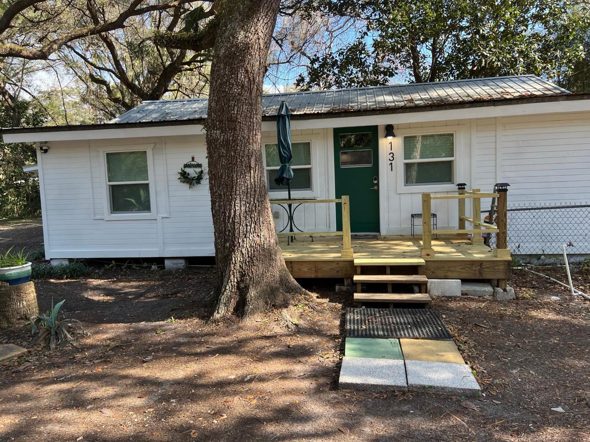 Nature Coast Inn & Cottages Inglis Exterior foto